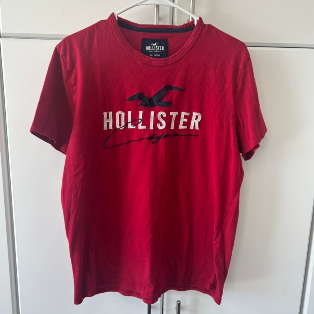 Hollister California Mens Large Red Graphic Logo Embroidered Cotton T-Shirt
